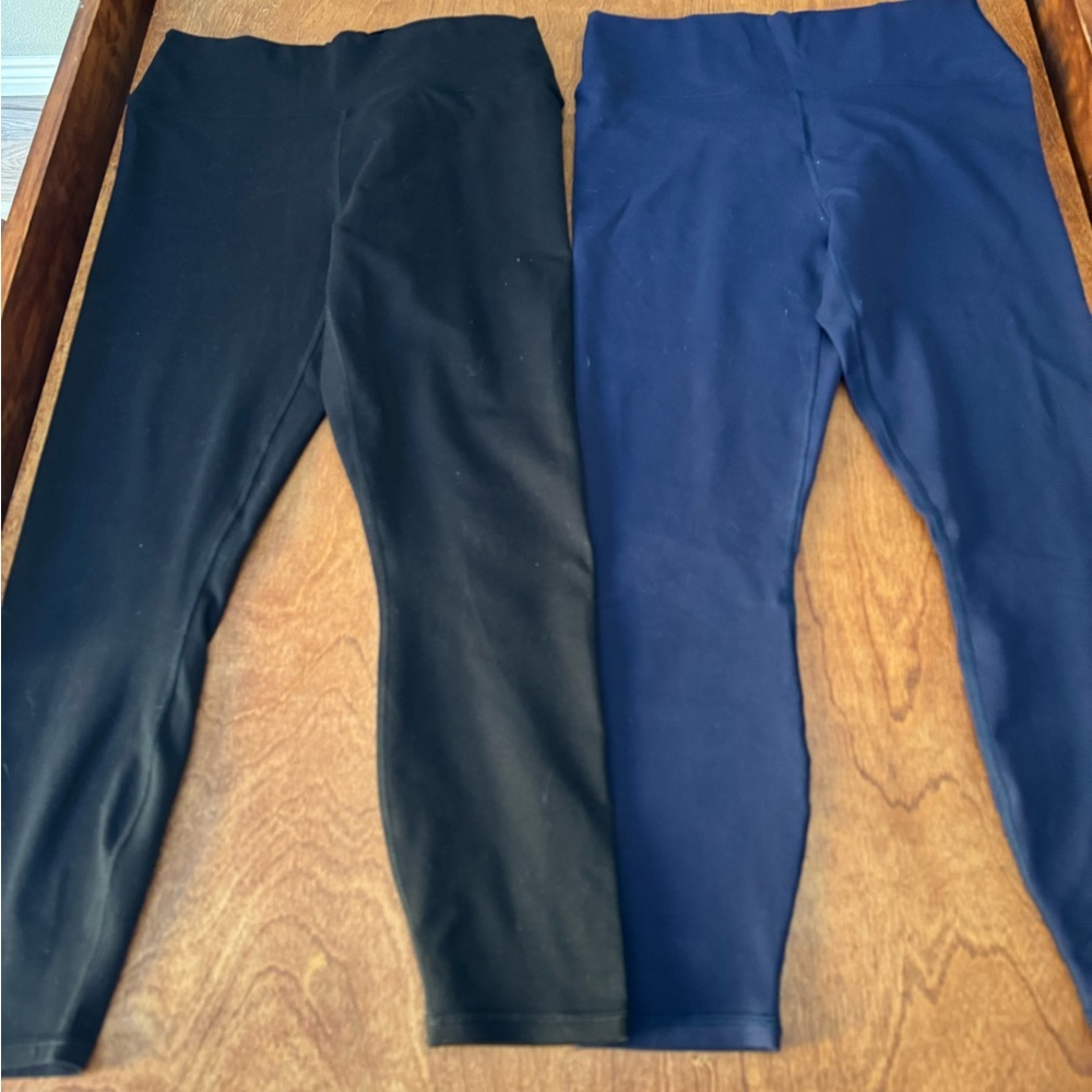 Fabletics Deep Blue and Black PowerHold Leggings